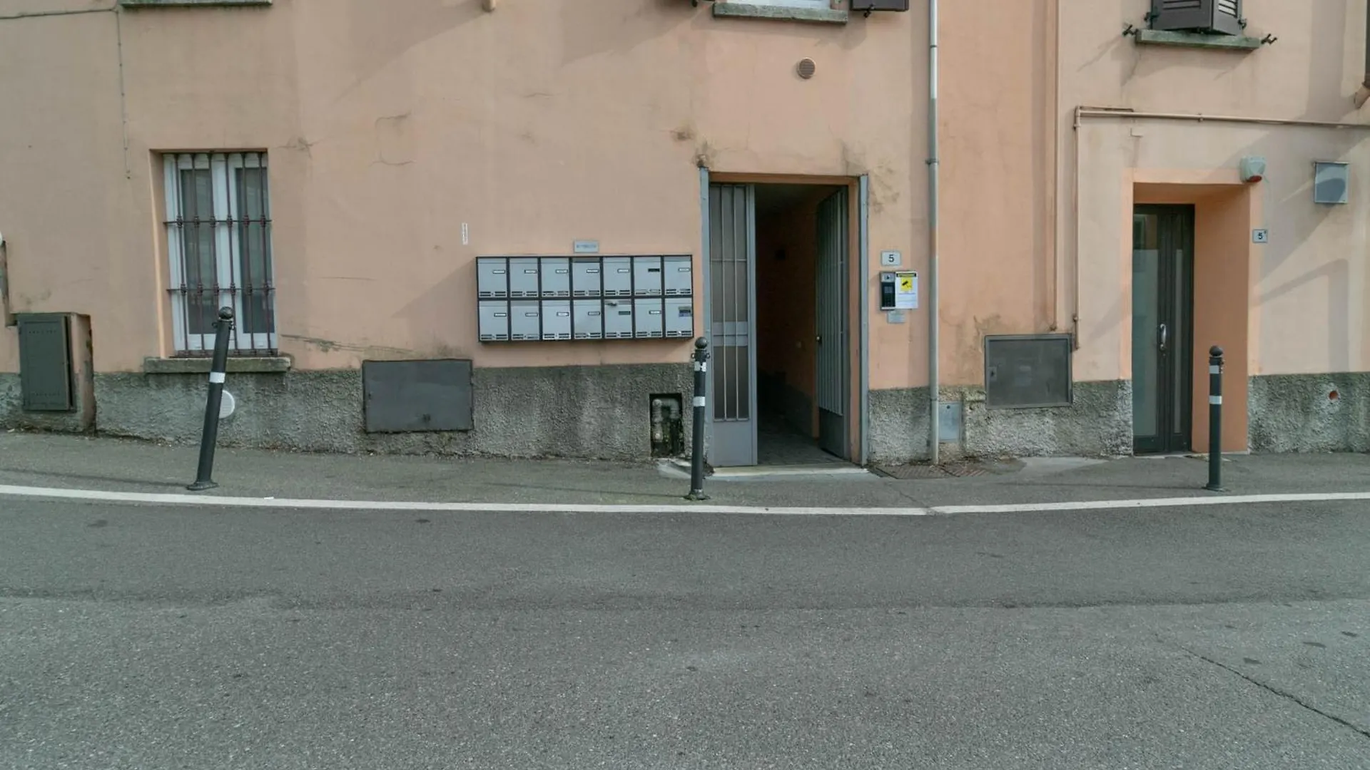 Casa Malu Daire Lecco İtalya